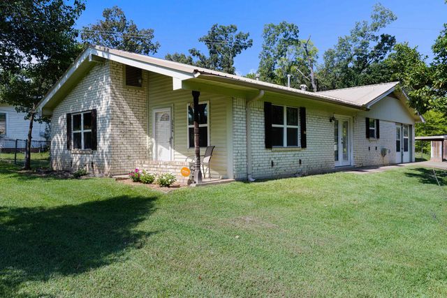 2304 Lane Lewis, Marshall, TX 75672