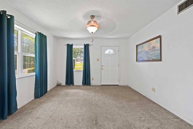 2304 Lane Lewis, Marshall, TX 75672