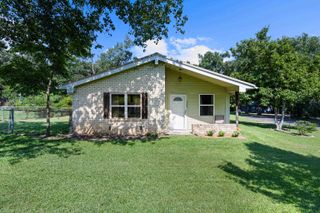 2304 Lane Lewis, Marshall, TX 75672