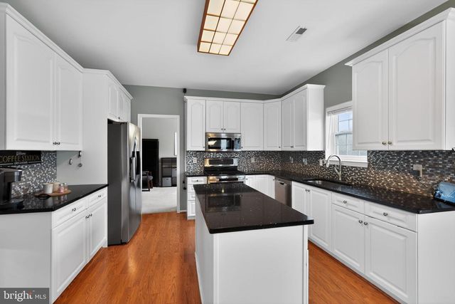 55 JAMIE CIR, Gilbertsville, PA 19525