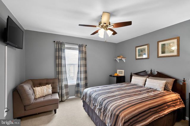 55 JAMIE CIR, Gilbertsville, PA 19525