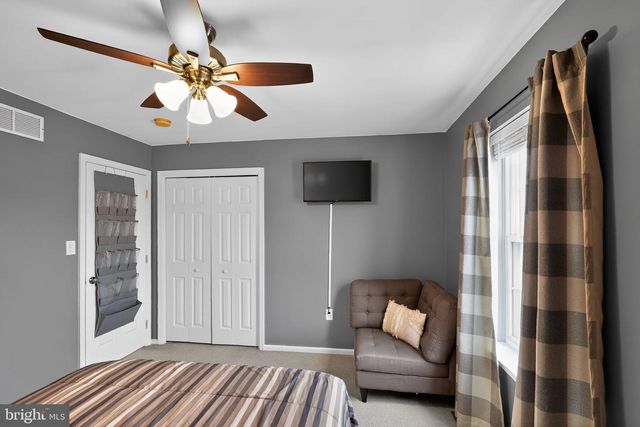 55 JAMIE CIR, Gilbertsville, PA 19525