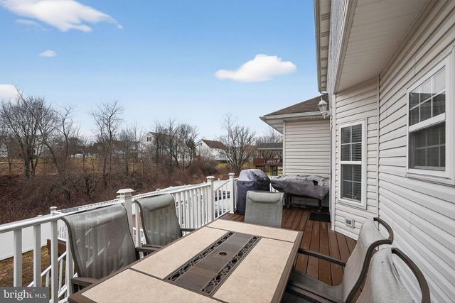 55 JAMIE CIR, Gilbertsville, PA 19525