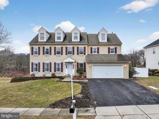 55 JAMIE CIR, Gilbertsville, PA 19525