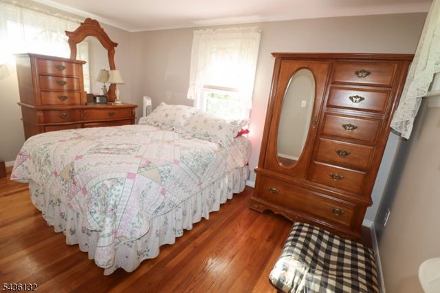 1 Dorel Rd, Hopatcong Boro, NJ 07821