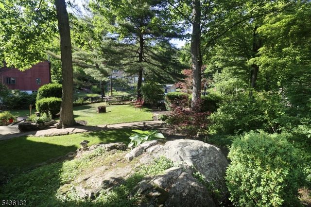 1 Dorel Rd, Hopatcong Boro, NJ 07821