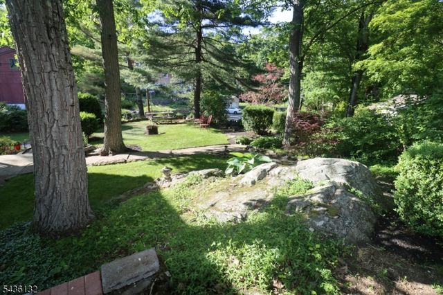 1 Dorel Rd, Hopatcong Boro, NJ 07821