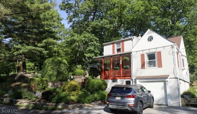 1 Dorel Rd, Hopatcong Boro, NJ 07821