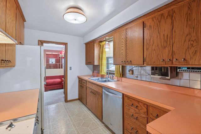 7038 Chicago Avenue S, Richfield, MN 55423