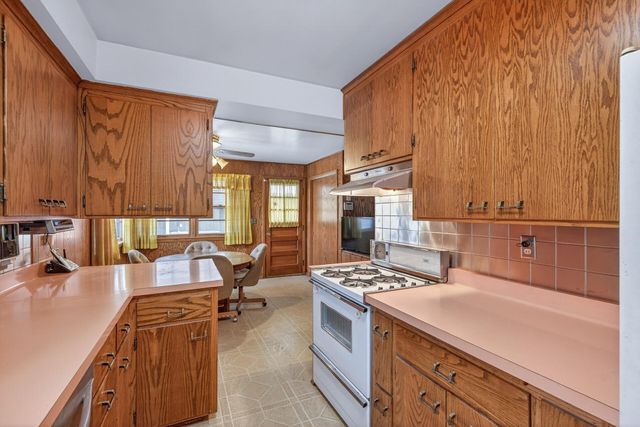 7038 Chicago Avenue S, Richfield, MN 55423