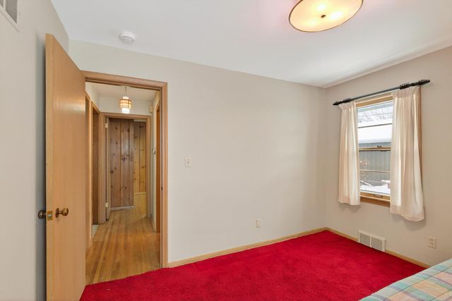 7038 Chicago Avenue S, Richfield, MN 55423