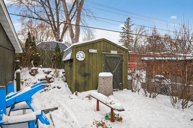 7038 Chicago Avenue S, Richfield, MN 55423