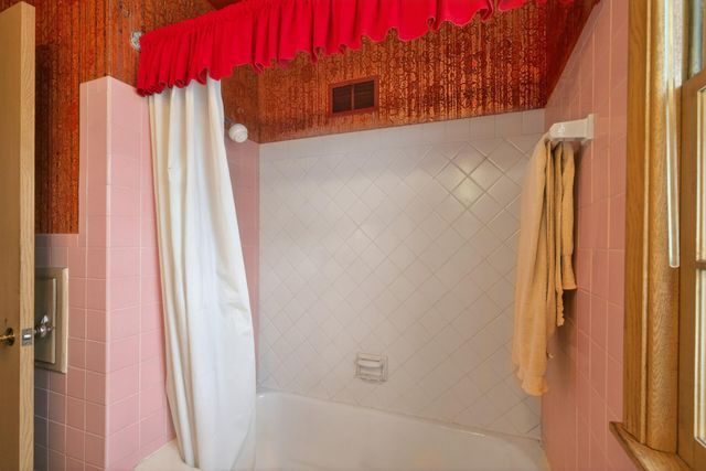 7038 Chicago Avenue S, Richfield, MN 55423