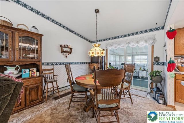 4106 Sycamore Drive, Lehigh Twp, PA 18067