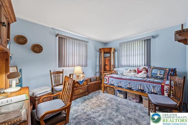 4106 Sycamore Drive, Lehigh Twp, PA 18067