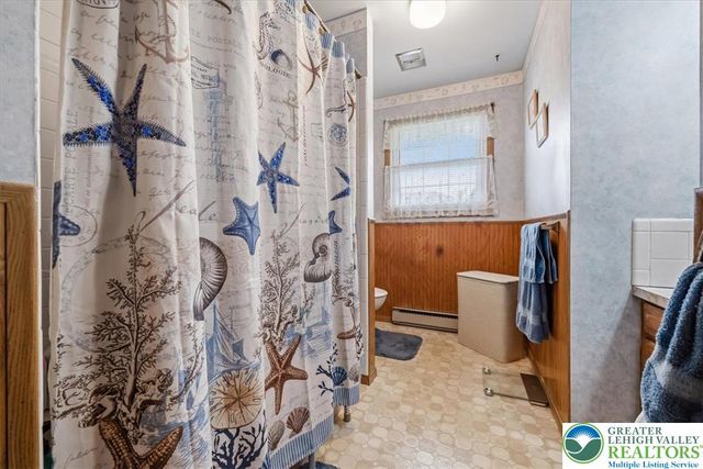 4106 Sycamore Drive, Lehigh Twp, PA 18067