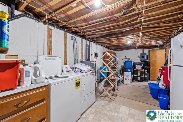 4106 Sycamore Drive, Lehigh Twp, PA 18067