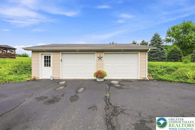 4106 Sycamore Drive, Lehigh Twp, PA 18067
