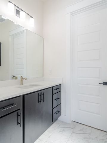 311 Hedge Drive, Centerton, AR 72719