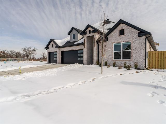 311 Hedge Drive, Centerton, AR 72719