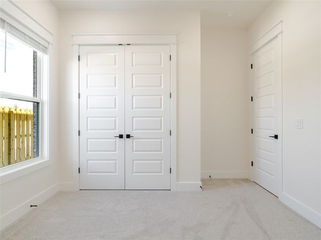 311 Hedge Drive, Centerton, AR 72719