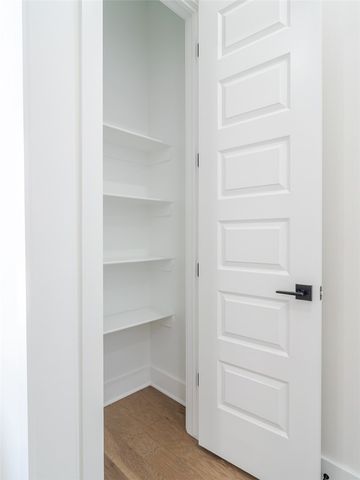 311 Hedge Drive, Centerton, AR 72719