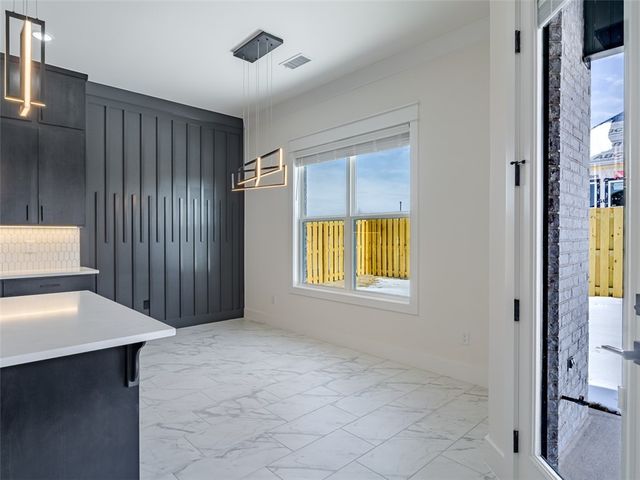 311 Hedge Drive, Centerton, AR 72719