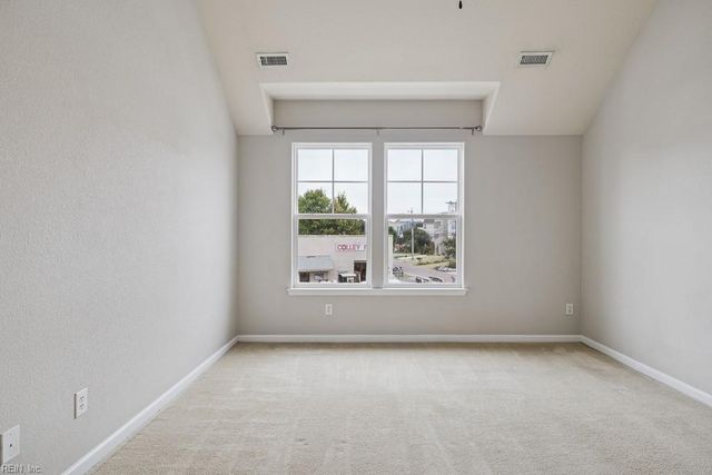3704 Vintage Point PL, Virginia Beach, VA 23455