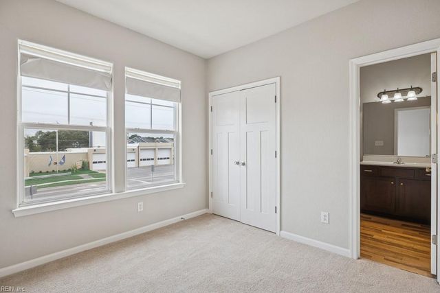 3704 Vintage Point PL, Virginia Beach, VA 23455