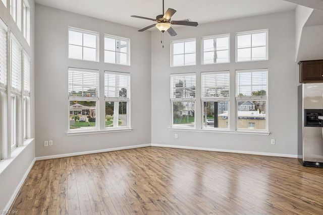 3704 Vintage Point PL, Virginia Beach, VA 23455