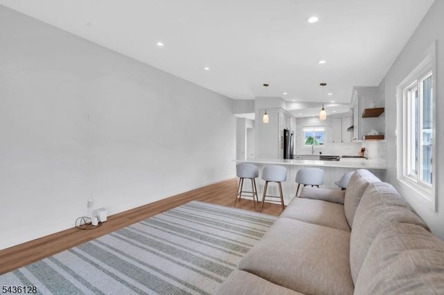 87 Ronald Ave, Berkeley Twp., NJ 08721
