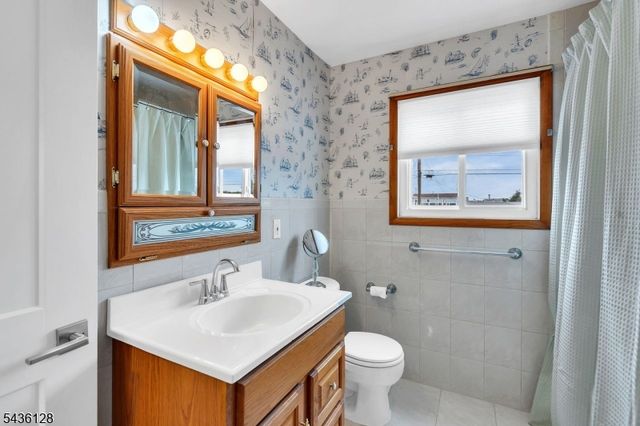 87 Ronald Ave, Berkeley Twp., NJ 08721