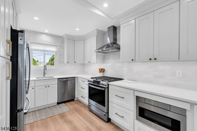 87 Ronald Ave, Berkeley Twp., NJ 08721