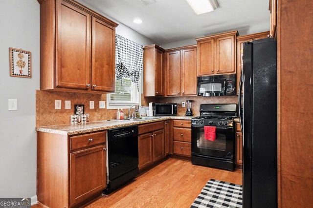 2582 Kolb Manor Circle SW, Marietta, GA 30008