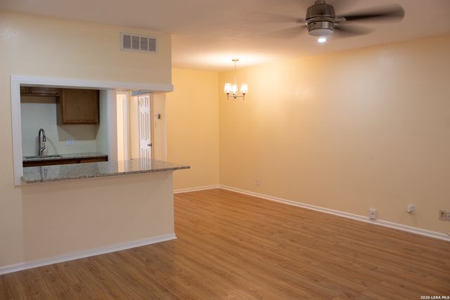 8401 N New Braunfels Ave Apt 105, San Antonio, TX 78209