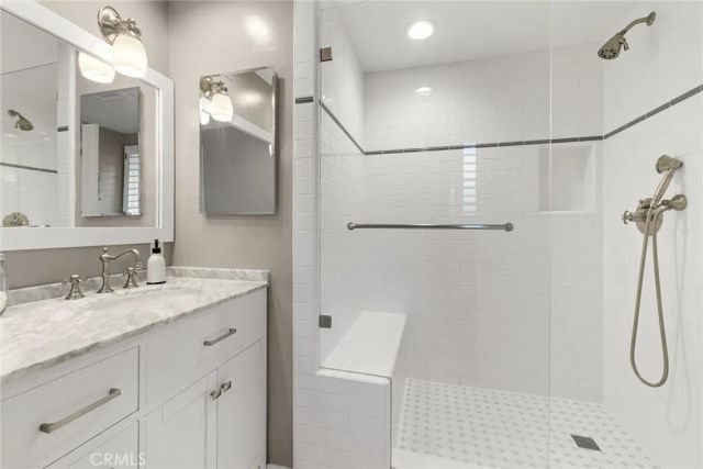 950 S Orange Grove, Pasadena, CA 91105