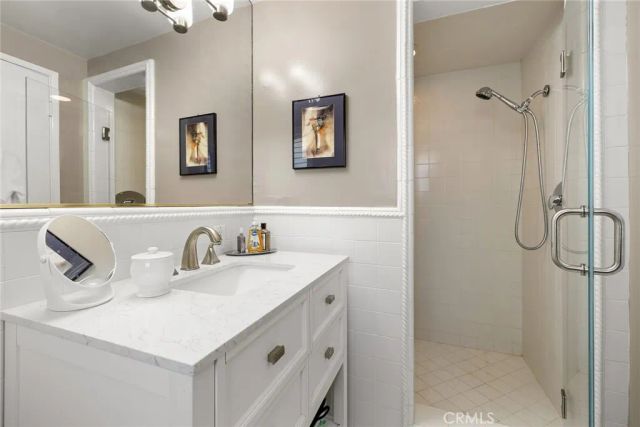 950 S Orange Grove, Pasadena, CA 91105