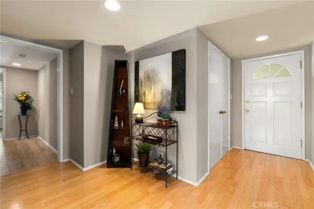 950 S Orange Grove, Pasadena, CA 91105