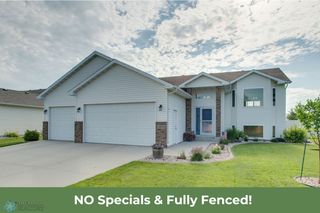 3824 13th Street S, Moorhead, MN 56560
