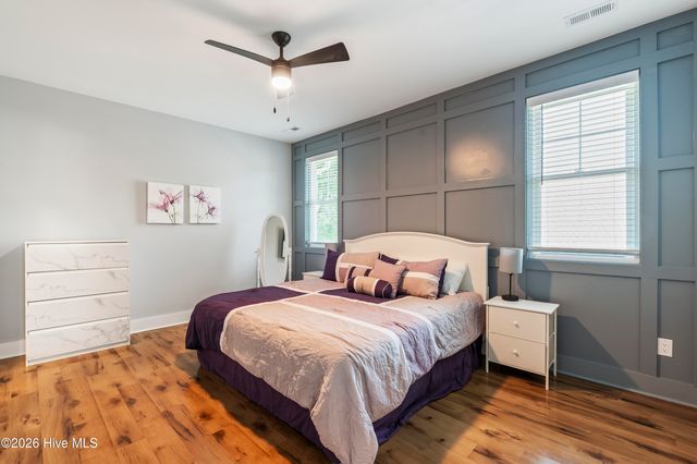 119 NE 27th Street, Oak Island, NC 28465