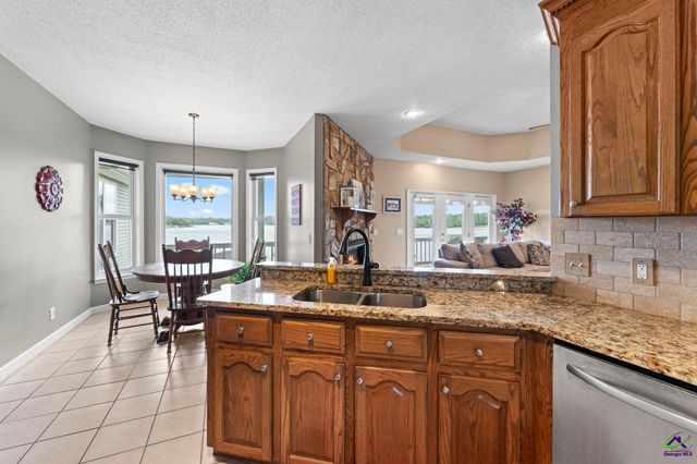 354 Hillridge CV, Lizella, GA 31052