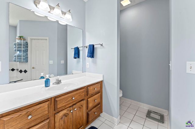 354 Hillridge CV, Lizella, GA 31052