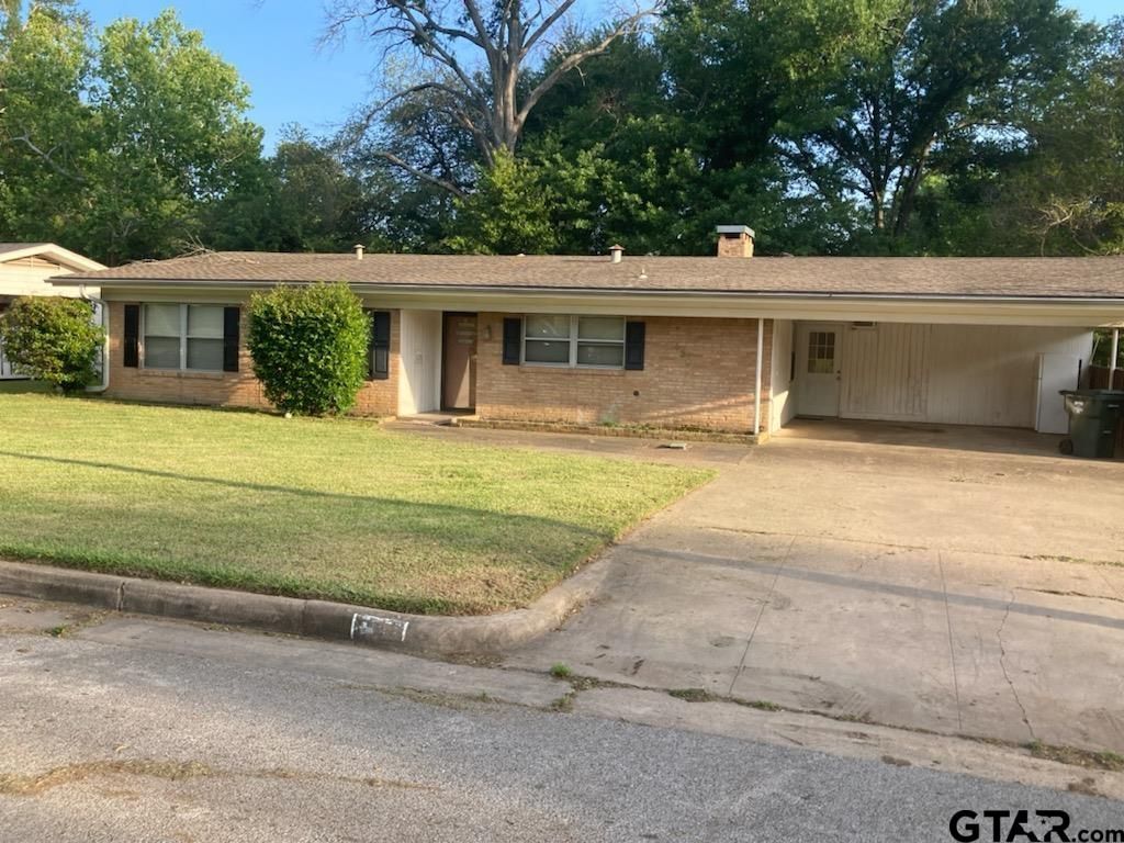 1435 Glenrose St, Tyler, TX 75701