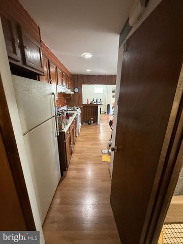 1854 TREE ST, Philadelphia, PA 19145