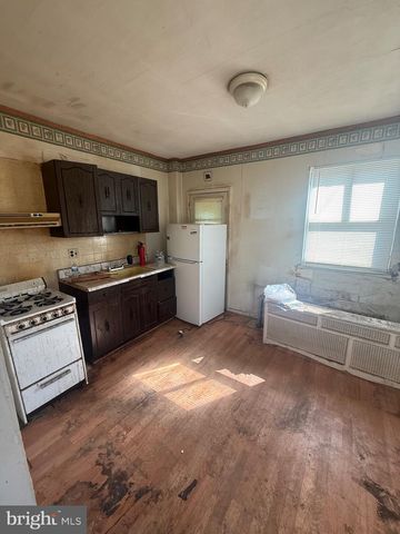 1854 TREE ST, Philadelphia, PA 19145