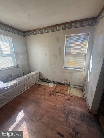 1854 TREE ST, Philadelphia, PA 19145