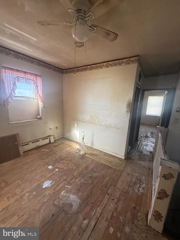 1854 TREE ST, Philadelphia, PA 19145