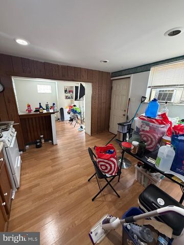 1854 TREE ST, Philadelphia, PA 19145