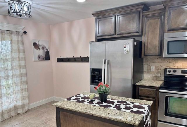 2101 SW Edinburough DR, Lawton, OK 73505