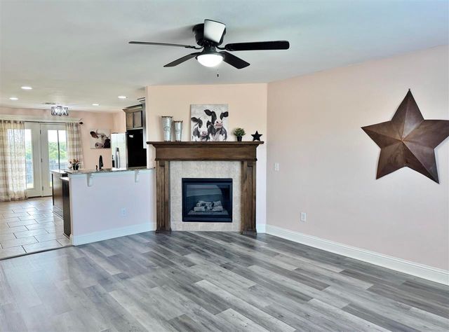 2101 SW Edinburough DR, Lawton, OK 73505